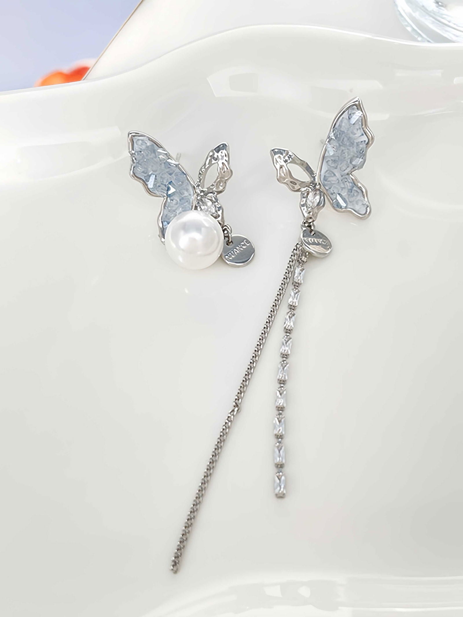 Asymmetric Blue Butterfly Pearl Earrings - Remellia