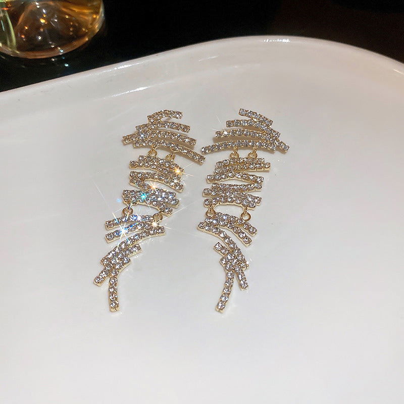 BROKEN LINE ALLOY ZIRCON EARRINGS - Remellia