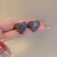 GREY ZIRCON HEART-SHAPED EARRINGS - Remellia