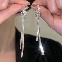 KNOT TASSEL EARRINGS - Remellia